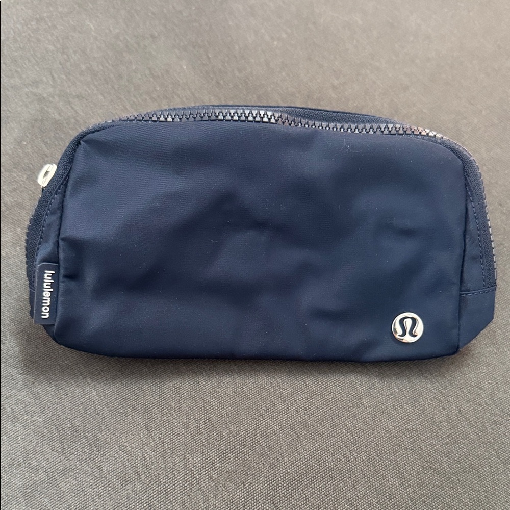 lululemon athletica Midnight Blue Belt Bag